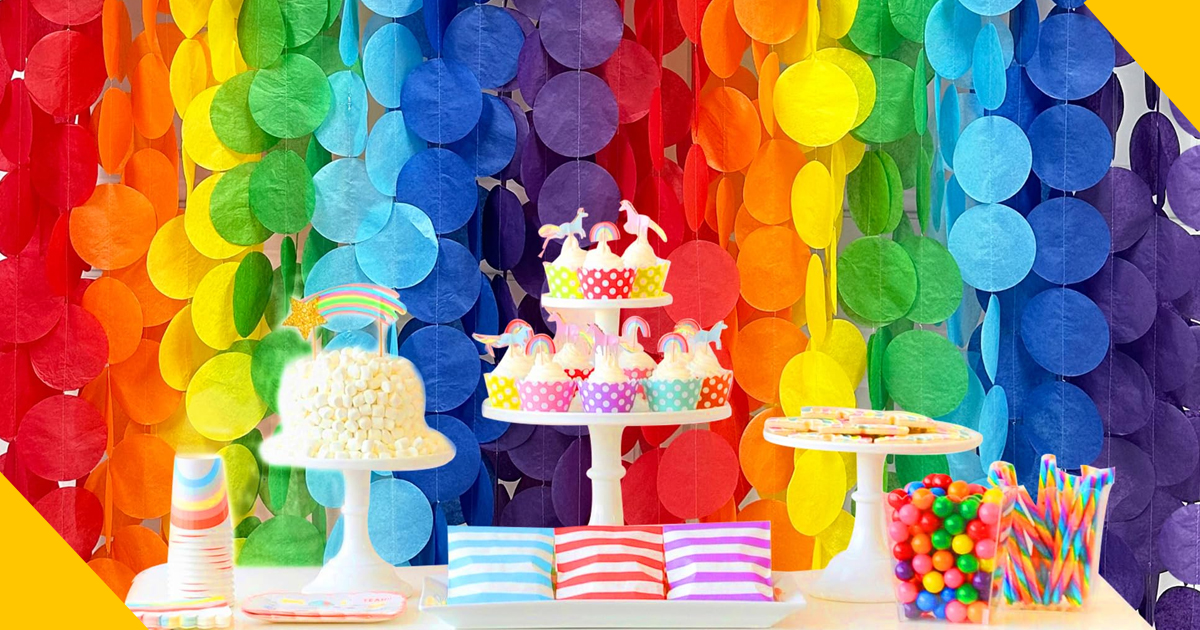 Colourful Banners and Garlands for Birthday Decoration Ideas
